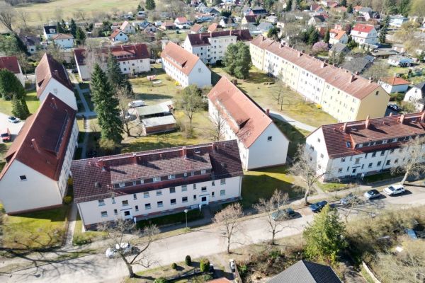 Luftaufnahme Häuser und Straße